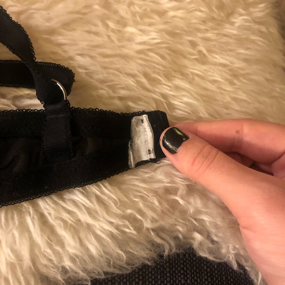 Oysho Black Lace Non-Padded Bra - Picture 3 of 3